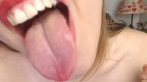 Ouida Mars Private Show
