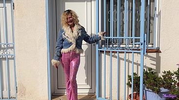 Sheet !! I have to show my ass in a conventional movie casting !!