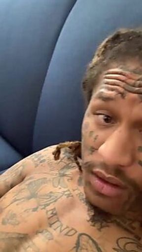 Huge cock Trizzy unleashes viral bunnies for a wild summer!