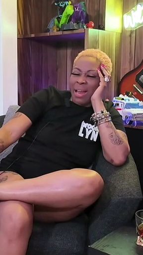 Who&#039;s Auntie Is This?