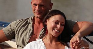 Cassie del Isla Horny Busty Teen in erotic hardcore with cumshot