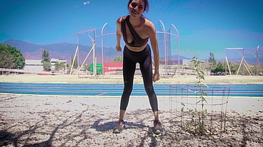 POV - Eres un estoico tratando de meditar en el parque VERSION COMPLETA