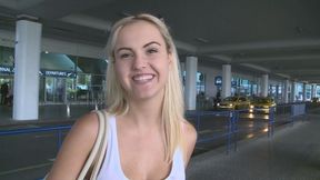 Comely Noname - blonde video - Czech Streets
