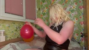 lap dance and cum on balloons, balloon on dildo ride