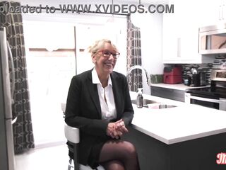 Bianca, aged coquine et pulpeuse Part 1
