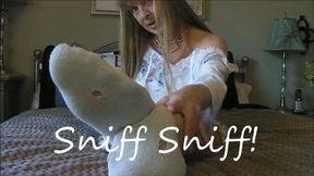SNIFF SNIFF MY SOCKS mp4