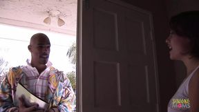 Housewife surprises alone with black guest for intimate time