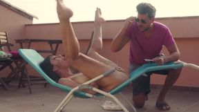 Sun bathing MILF gets her pussy licked and reaches shaking orgasm