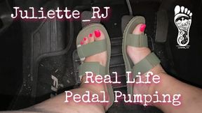 Juliette_RJ Milf driving on a Real Live Pedal Pumping - FOR MOBILE DEVICE USERS - PEDAL PUMPING - BBW LEGS - REVVIG - FOOT FETISH - ARCHED FEET - DRIVING
