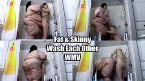 Fat & Skinny Wash Each Other (WMV)