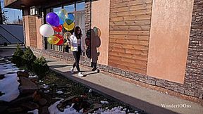 Cassie and delivery of balloons **4K**