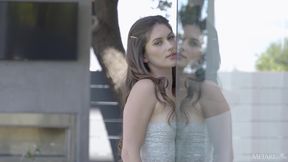 Mirror Whisper - Bella Donna