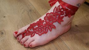 #2 You don't deserve words yet - only my mesmerizing feet