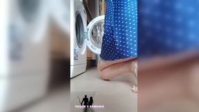 i showed my pussy to the neighbor