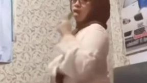 Wild Sex Teacher Uses Cucumber For Intense Pleasure