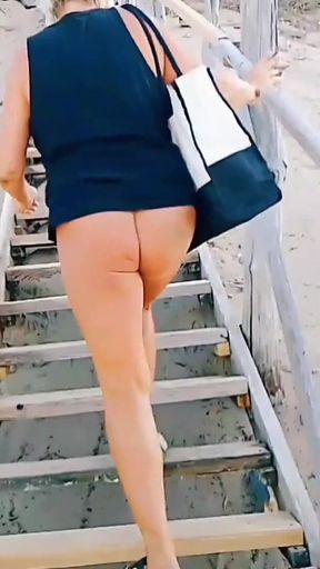 Powerful moment from &quot;Summer with stepmom at the sea&quot;