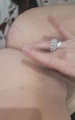 Sexy MILF Sofy Plays Like a Slut with Hes Ass