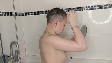Learning to trim my own hair