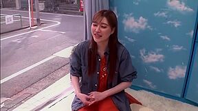 250531丈の長い服を着た奥様かわいいf4