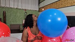 PLAYING AND TEASING BALLOONS - BY RUBY - CLIP 2 FULL HD - KC 2025!!!
