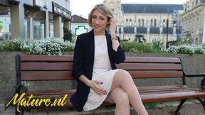 Pretty French Mature Waiting Outdoors for Some Rough Anal&#x1F44C; Action
