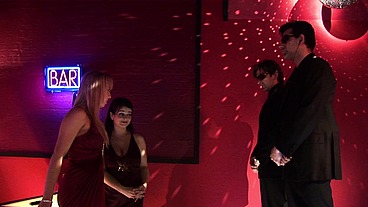 Diana Gold And Kristi Love In Fairway Fuck And Suck Session