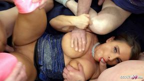 Big Titted Mature Susi's Compromising Group Session Without Protection