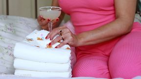 Cheating Diapered Housewife (HD WMV)