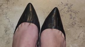 Shoe Dangling
