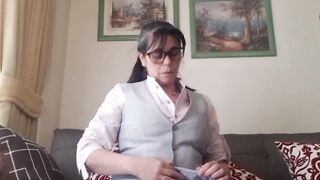 Shy Goddess mommy surprise inside cam