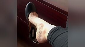 Sexy Business Ladies Show Off Their Hot Feet While Dangling Shoes
