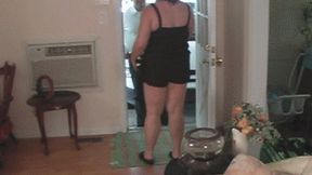 Mature Massage Theraphy Specialist Roxi Gives Sensual Massage To Her Latino Client! (mp4 sd)
