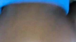 GIGANTIC ASS 19 YO GETS BIG BOOTY SMASHED INSIDE BACK SEAT CUM ON CHEEKS