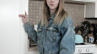 Stepsister's short-term amnesia on long dong