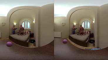 Peachy Alice & Merida Sat VR – MEGA TITS NEWBIE & BLONDE PAWG BOTH GUSH GIRL CUM