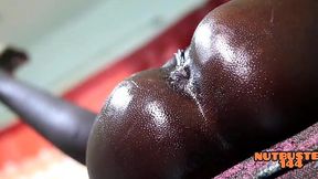 DEEP ANAL LOVING EBONY BEGS FOR CUNT INSIDE ASS