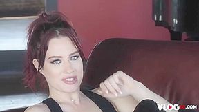 Explosive Jessicas Pussy Rubbing Clip