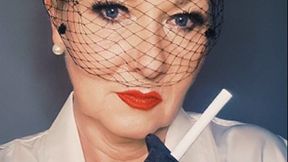 Elegant close up smoking a Marlboro Red 100 with hat and gloves