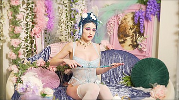 Mistress Jewelz Shames You For Spying On Her With JOI