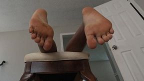 Teeny Mesmerized by Giantess's Dirty Sexy Feet POV 1080