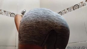 sunshine masturbation - voluptuous blonde fingers her box