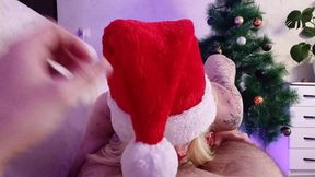 Miss Santa Sucks Thrillingly In The Workshop!