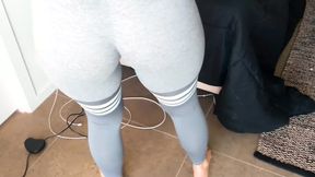 I Love the Feeling of Warm Cum in My Yoga Pants! but What Will My Trainer Say?