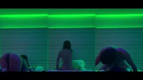 gemidos reales. bajo la luz verde del motel: ella arriba... yo termino adentro