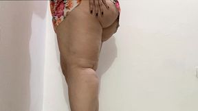 i get horny to touch myself while thinking about my boss. chubby mature homemade real