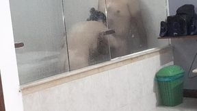 nueva puta blanca culona es follada en la banera de un hotel por un extrano de la universidad full xvideo - semen en el culo - yulisahot - andy z 94