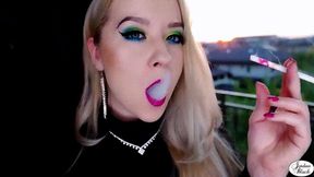 Sunset gazing while smoking [1080p, wmv]