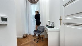 sex during working hours in the office