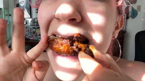topless hot wings mukbang