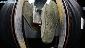 SMD 's grungy dirty sneakers will flatten your home!! - MOV